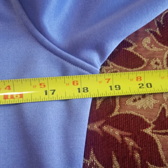 Under Armour Lavender Hoodie Sweatshirt. Girls Size XL. - Picture 9 of 11